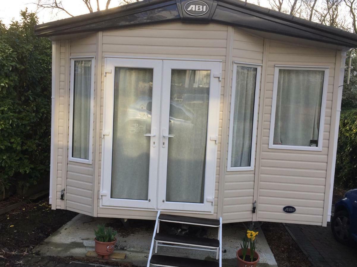Hastings Holiday Home At Fairlight Lodge Beauport Holiday Park St Leonards-on-Sea Exterior photo
